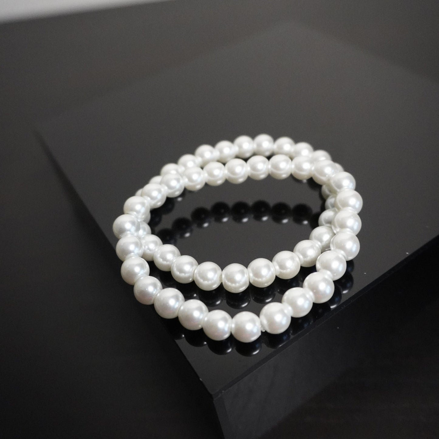 Handcrafted Pearl Beaded Bracelet: Elegant Wedding Jewelry