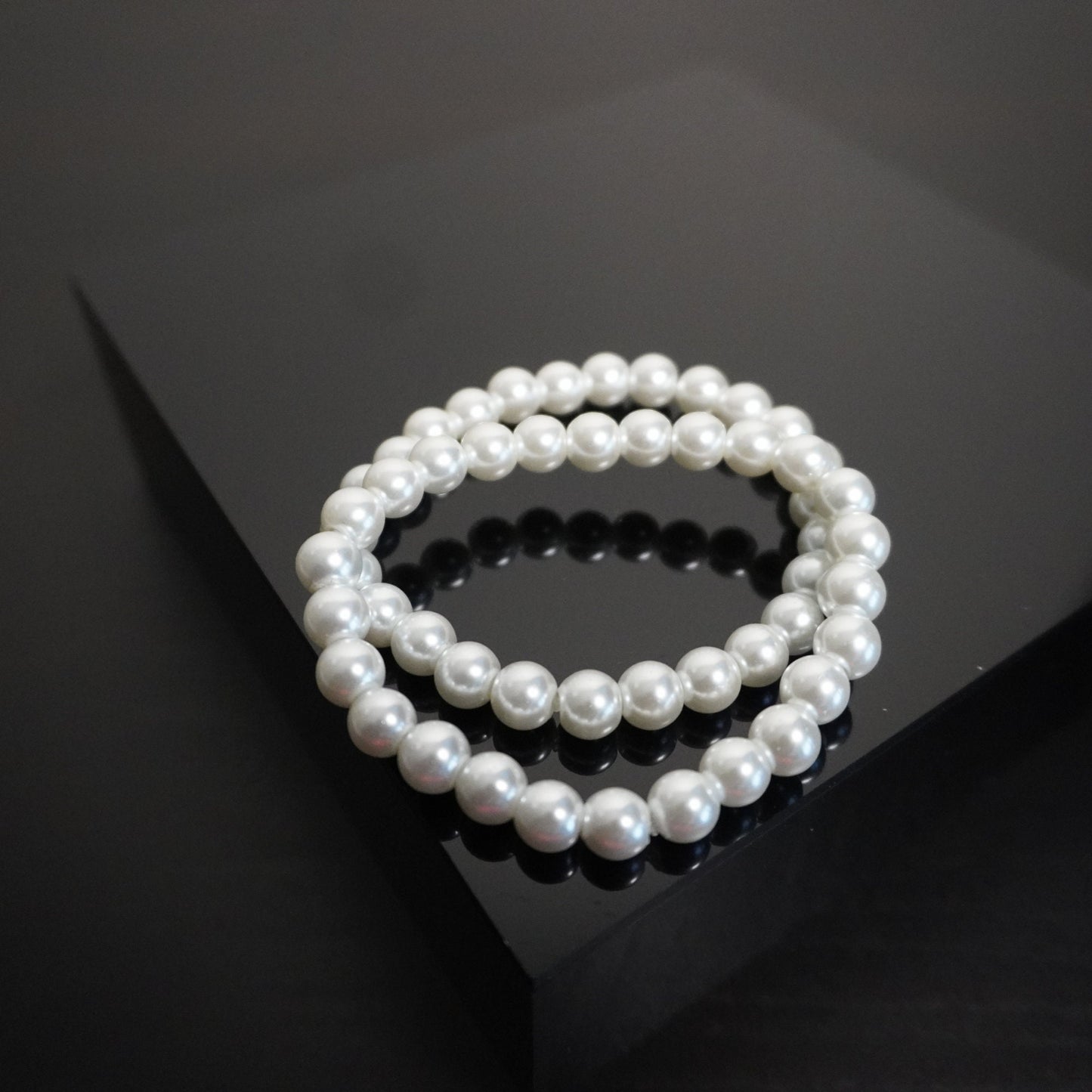 Handcrafted Pearl Beaded Bracelet: Elegant Wedding Jewelry
